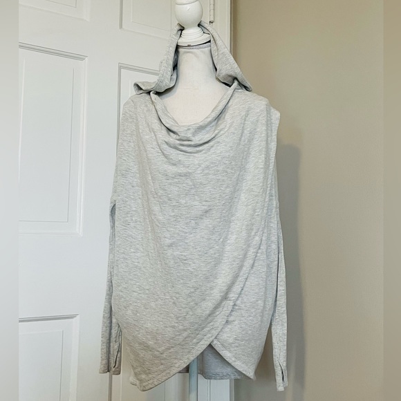 Athleta Purana Wrap Sweatshirt - Picture 5 of 9